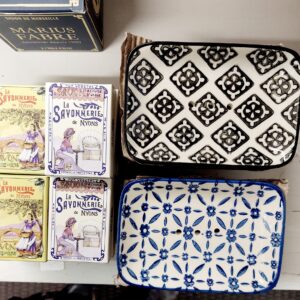 Keraaminen saippua-alusta minisaippualla